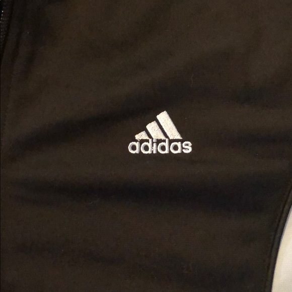 Sweatshirt - Picture 2 of 3